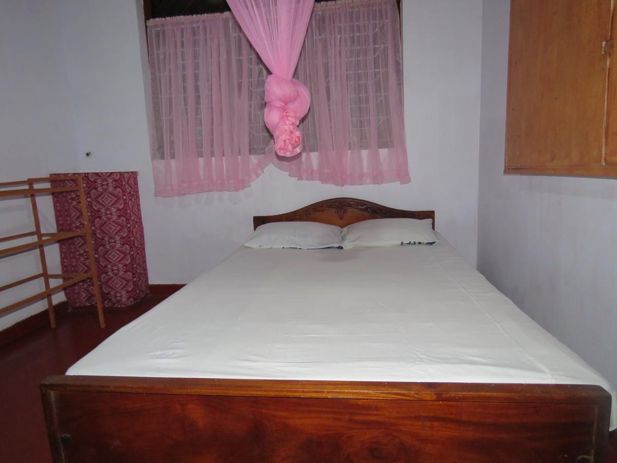 Hikkaduwa Home Stay Ngoại thất bức ảnh